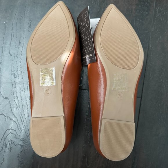 Camel Loafers, Size 6, NEVER WORN, Tags On - Picture 3 of 4